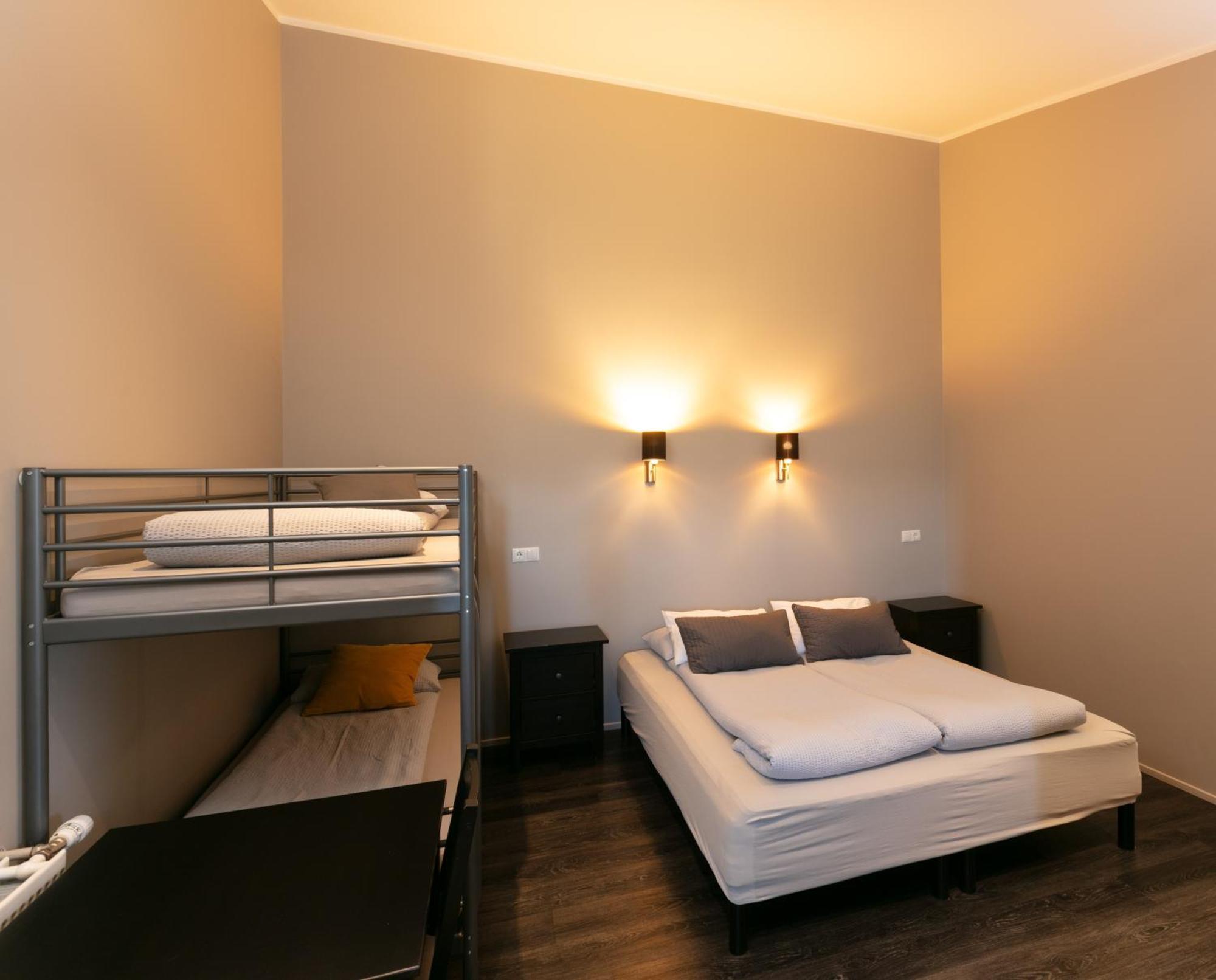 Karuna Guesthouse Saudarkrokur エクステリア 写真