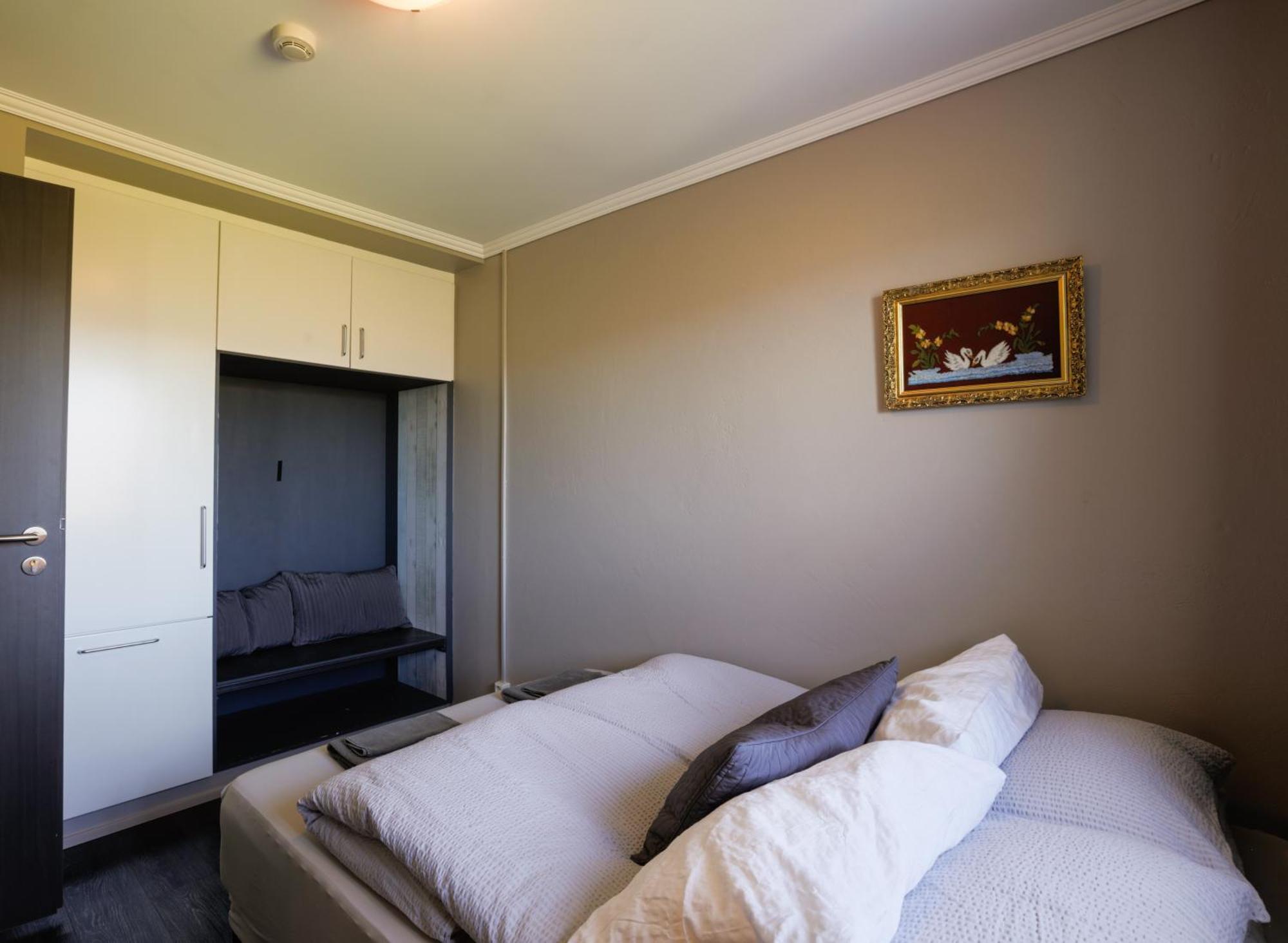 Karuna Guesthouse Saudarkrokur エクステリア 写真